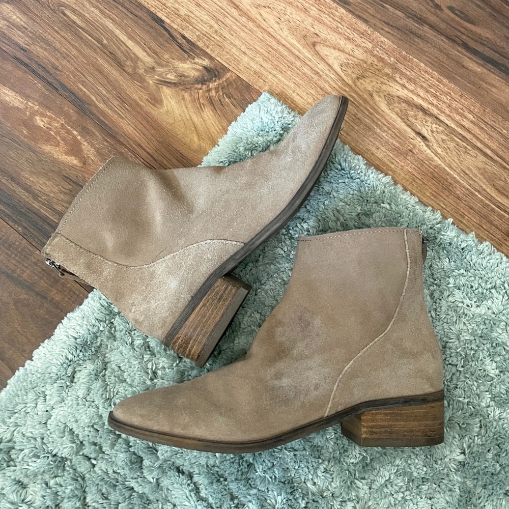 dolce vita slouchy ankle boot in suede light brown 8 leather fall boho casual